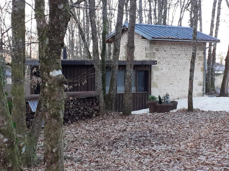 Le Gite De La Cabane De L'Oiseau Couze-et-Saint-Front Dış mekan fotoğraf